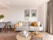 Apartment at Waterside Promenade, Greater London