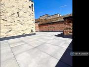 Apartment at Venice Avenue, Watford