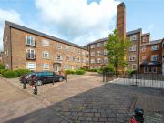 Apartment at Victoria Street, St Albans