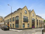 Apartment at Wapping High Street, London