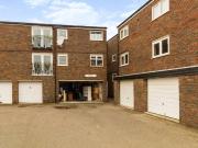 Apartment at Warren Bank, Milton Keynes