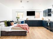 Apartment at West Street, Bristol