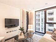 apartment Charles Clowes Walk, London, SW11