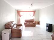 Apartment / Flat For Sale in Discovery, Roodepoort