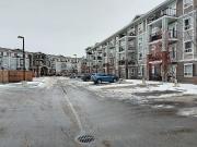 Apartment for rent 2 beds/ 2 baths on top floor