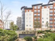 Apartment For Rent Aspects Court, Slough, Berkshire Apartment For Rent Aspects Court, Slough, Berkshire