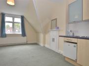 apartment for rent at Somers Road, Reigate, Surrey, RH2, UK