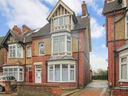 apartment, for rent at Tennyson Road, Luton, LU1 3RP,...