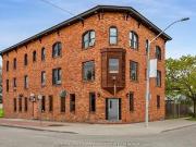 apartment for rent in 400 Chilver Road Unit# 305...