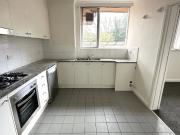 Apartment for rent in 5/3 CARINYA CRESCENT CAULFIELD...