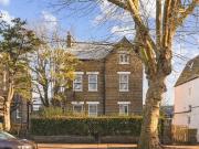 apartment for rent in Boston Manor Road Brentford, TW8