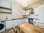 apartment for rent in Buckleigh Road Streatham Common, SW16