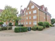 Apartment for rent in Canada Road, Erith, Kent, DA8 2HF...