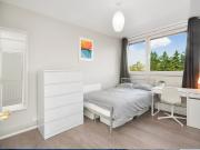 apartment for rent in Candy Street,, E3