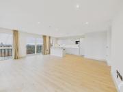 Apartment for rent in Draycote House, London NW9 united...