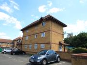 apartment for rent in Frobisher Road, Erith