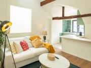 Apartment for Rent in Gaia, gym, pool