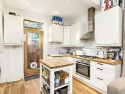 apartment for rent in Hailsham Avenue Streatham, SW2