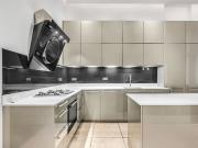 apartment for rent in Lancaster Gate, London, W2