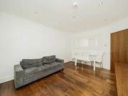 apartment for rent in Lymington Road West Hampstead...