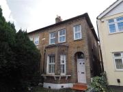 apartment for rent in Palmerston Road, Buckhurst Hill, IG9