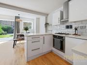 Apartment for rent in Penistone Road, London, SW16...