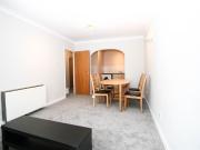 apartment for rent in Queens Court, 24 Bridge Street