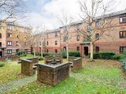 Apartment for rent in Raphael Court, Somerset Street,...