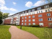 apartment for rent in Regency Court, High Road, South...