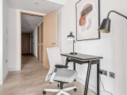 Apartment for rent in Riverside, London
