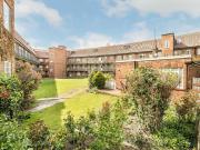 apartment for rent in Shirehall Lane Hendon, NW4