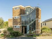 apartment for rent in Sunnyside Road Teddington, TW11