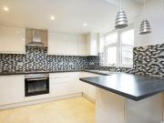 apartment for rent in Ullathorne Road Streatham, SW16 apartment for rent in Ullathorne Road Streatham, SW16