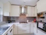 apartment for rent in W7 Townholm Cres 103A