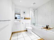 apartment for rent in Wick Lane Hackney Wick, E3