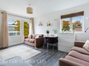 apartment for rent in Windlesham Grove, London, London