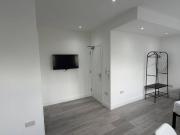 Apartment For Rent London London 1800 ES98960751