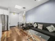 Apartment for sale in Vancouver, Vancouver East, 203...