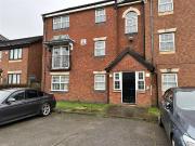 apartment Francine Close, Liverpool