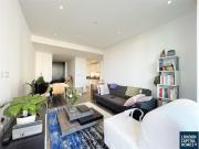 apartment in 1 Chaucer Gardens, London