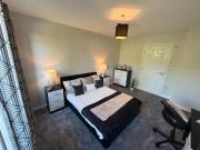 apartment in 1 West Park Walk, LS16 5HB