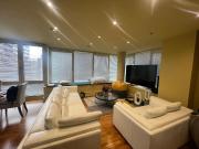 apartment in 6 left bank