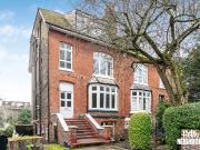 apartment in Acol Road