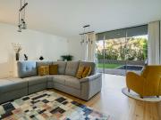 Apartment in Avenida Nossa Senhora do Rosario, Cascais...