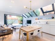 apartment in Churchill Road