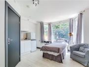 apartment in Dollis Hill Lane, NW2