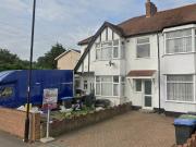 Apartment In Frederick Crescent, Enfield En3