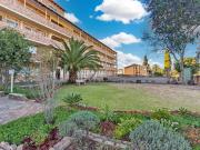 Apartment in Horizon View For Sale