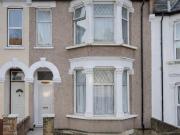 Apartment In Mount Pleasant Road, London N17