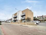 Apartment In Newham Way, London E6